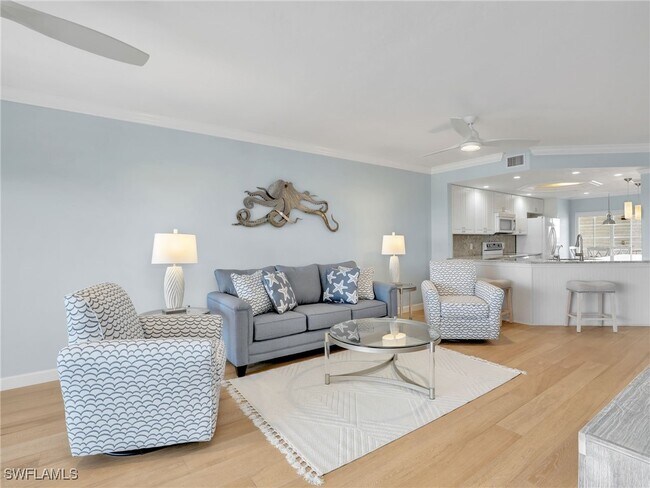 Building Photo - 13105 Vanderbilt Dr