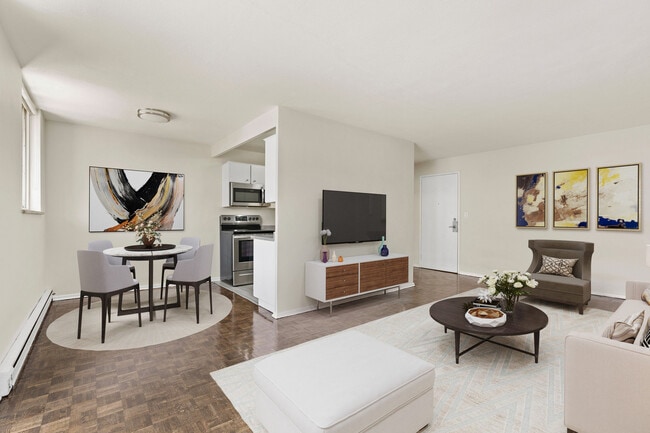 Building Photo - Lynnwood Place