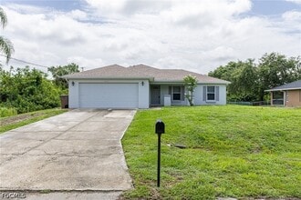 Building Photo - 6012 Thrush Ave