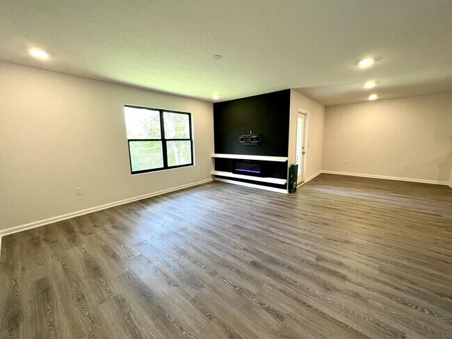 Building Photo - 3242 Chapelwood Dr