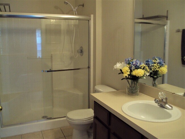 Foto del edificio - 9410 Osprey Branch Trail
