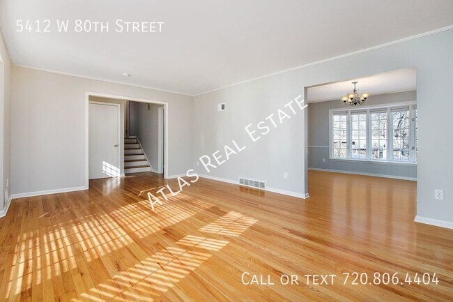 Building Photo - Classic charm 3 bed/ 2 bath home in Prairi...