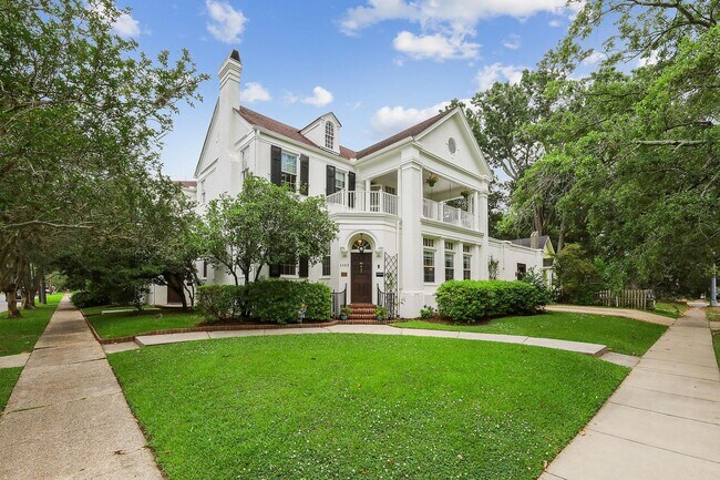 Foto del edificio - 1103 Park Blvd