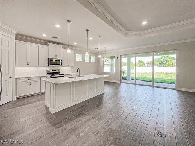 Building Photo - 271 Tamarindo Ln