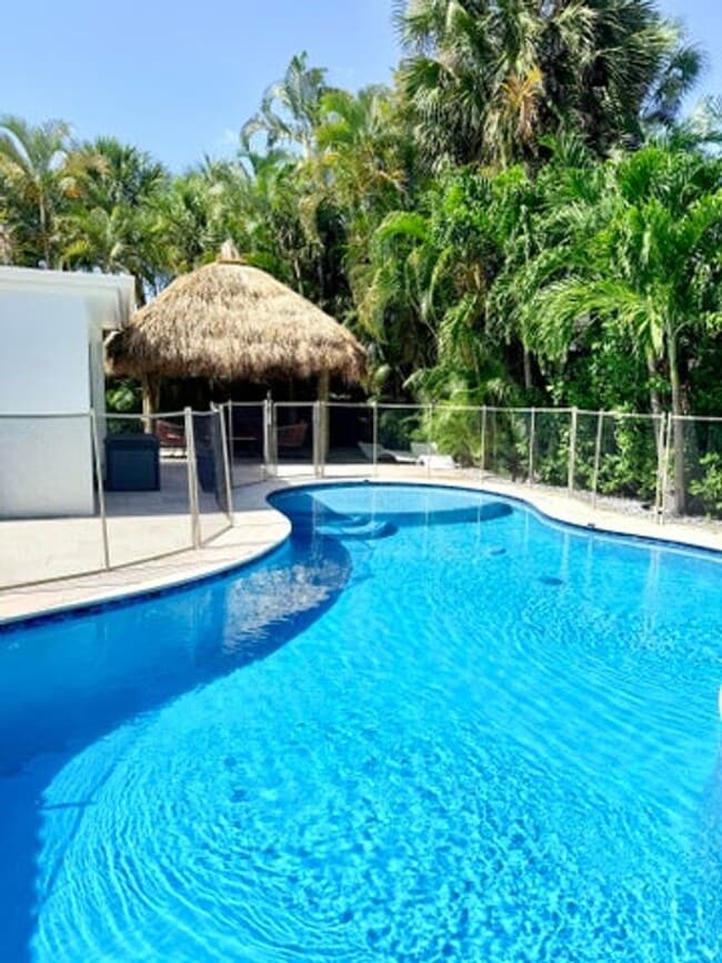 Photo - 401 SE 3rd Terrace, Deerfield Beach, FL 33441 - 4737 House