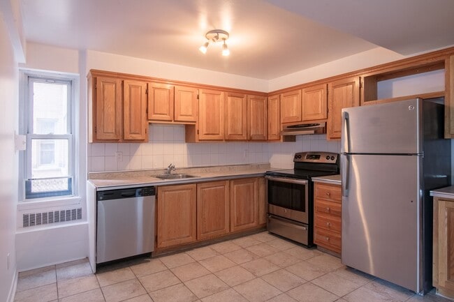 Building Photo - 10 Av. Rosemount