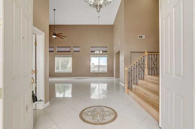 Foto del edificio - 2504 Antique Blossom Ave