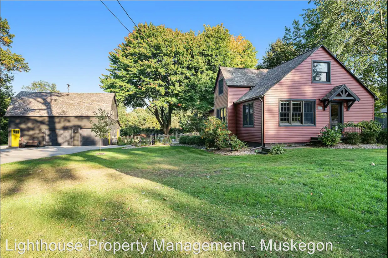 Primary Photo - 3 br, 2 bath House - 16230 152nd Avenue