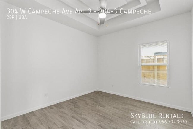 Building Photo - 304 W Campeche Ave