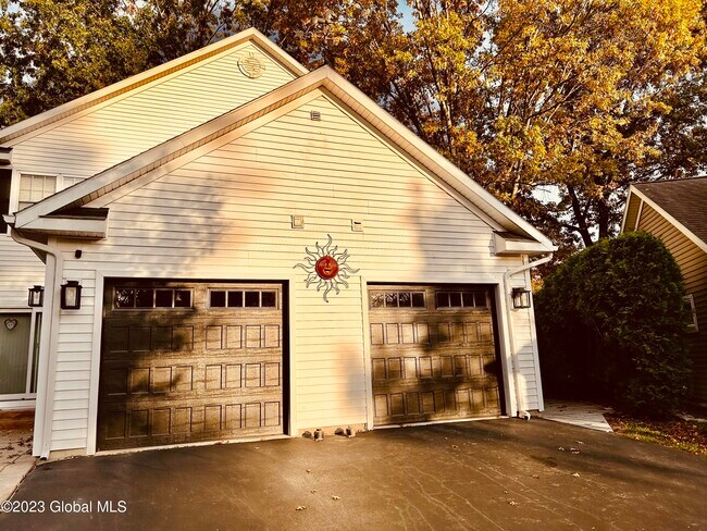 Foto del edificio - 80 Vanderbilt Ave