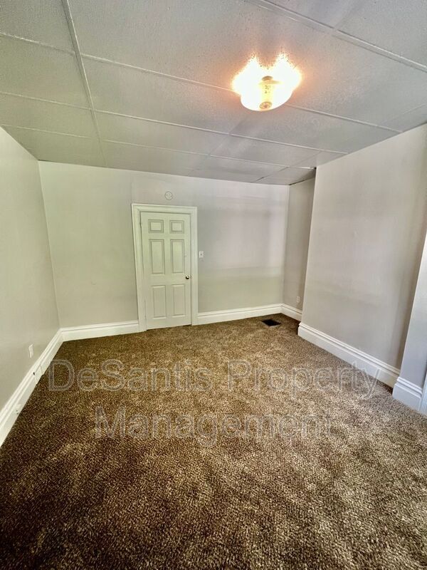 129 Mc Ginnis Ave Unit 1, Pitcairn, PA 15140 Condo for Rent in