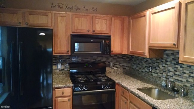 Building Photo - 3 br, 2.5 bath House - 34 Jordan Ln