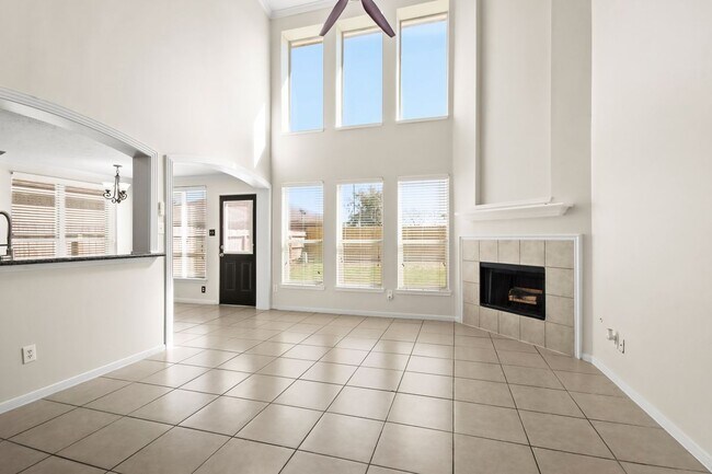 Foto del edificio - 13307 Addenmoor Ct