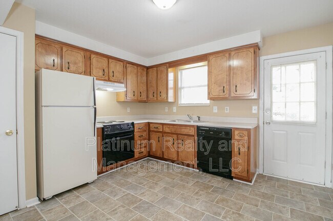 Foto del edificio - 363 Peabody Dr