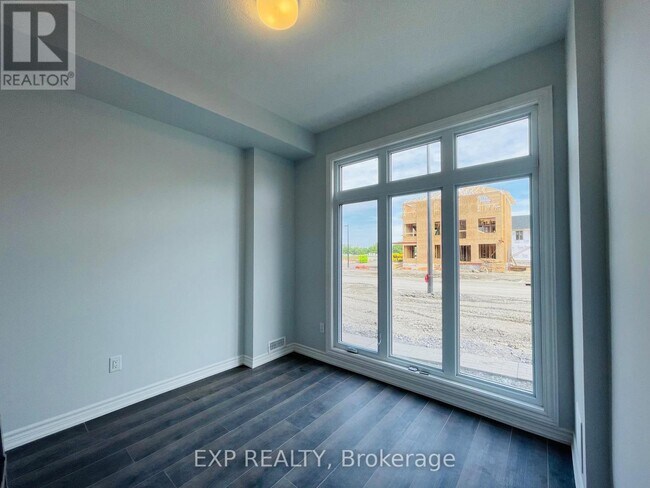 Building Photo - 1406 Hemlock Rd