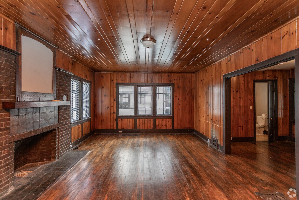 Photo - Maplehurst Apartments