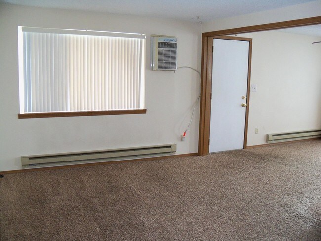 Building Photo - 1367 Hardrock Ln