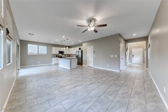 Building Photo - 1009 Cetona Ct