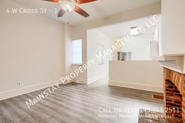 Building Photo - 4 W Cross St