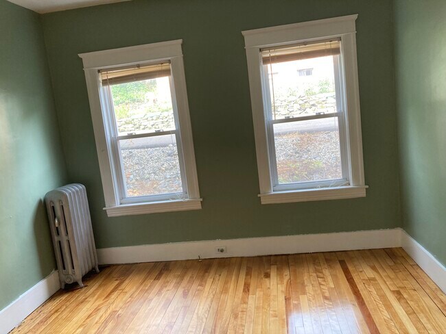 Bedroom 2 - 5 Colonial Rd