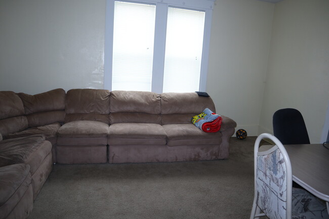 Foto del edificio - 831 6th St