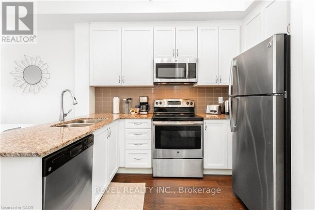 Building Photo - 34 Plains Rd E