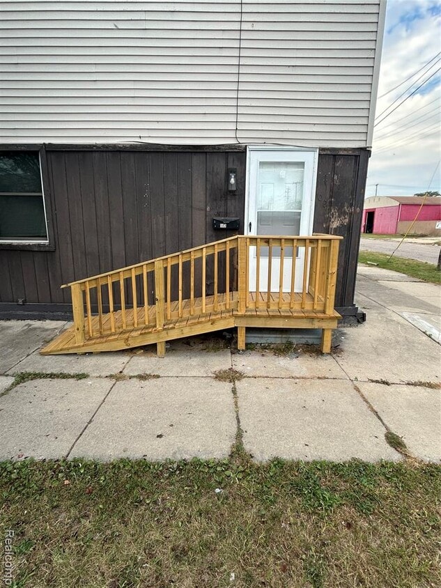 Foto principal - 102 Winchester St