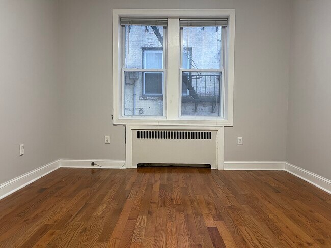Building Photo - 96 Highland Ave