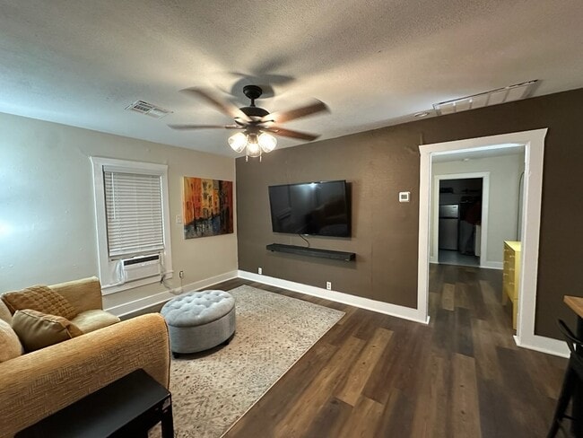 Front room - 2406 E 4th St