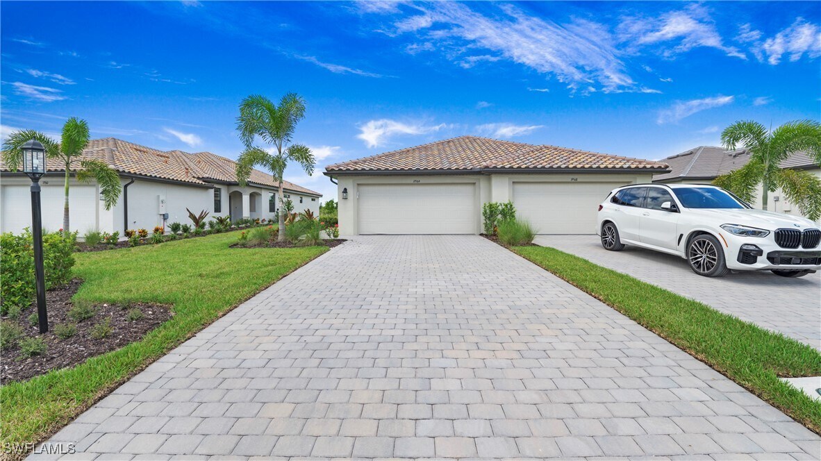 Foto principal - 19564 Hinkley Dr