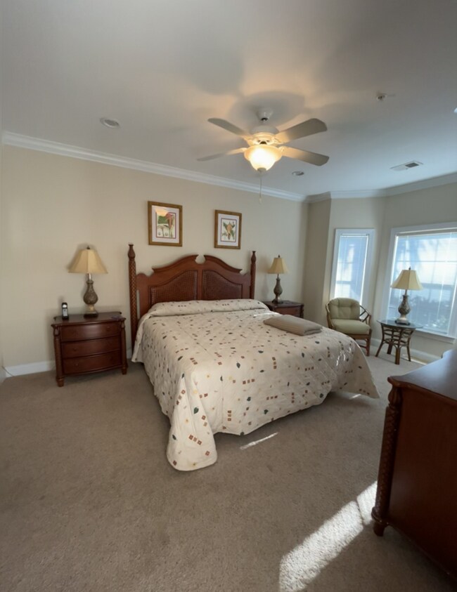 Foto del edificio - 1100 Louise Costin Ln