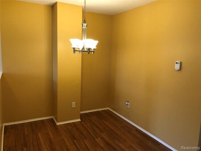 Building Photo - 23367 Grayson Dr