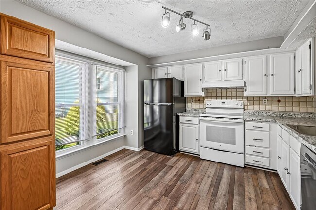 Foto del edificio - 8346 Sperry Ct