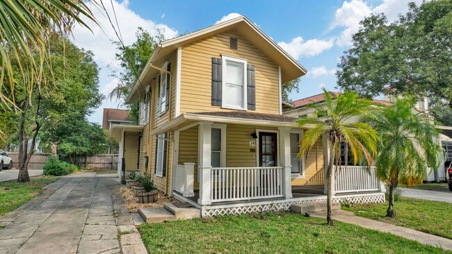 Building Photo - 341 Hillman Ave