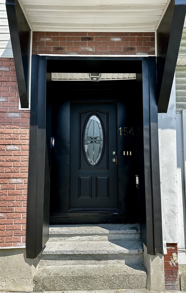 Foto del edificio - 154 Bennington St