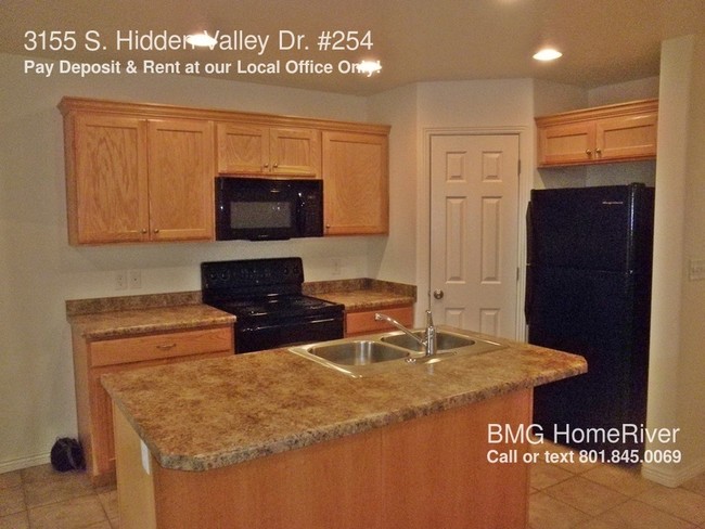Foto del edificio - 3155 S Hidden Valley Dr