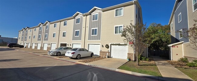 Foto del edificio - 21155 Gosling Rd