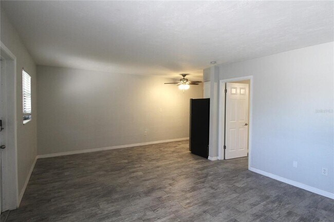 Building Photo - 6373 Gateway Ave