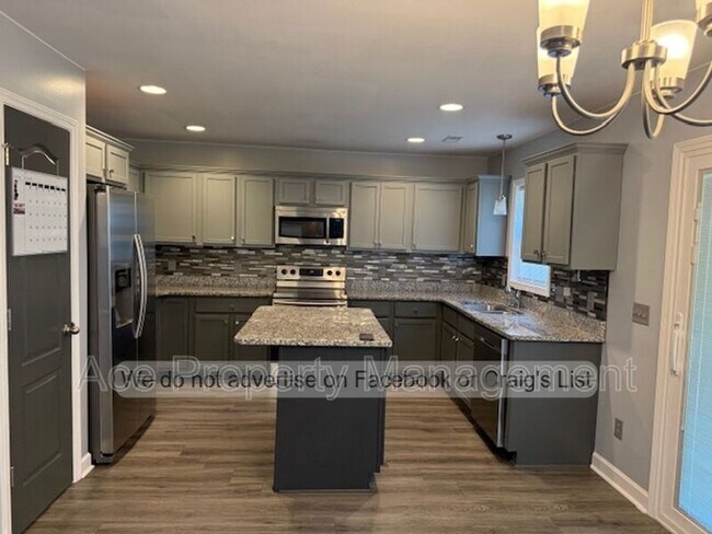 Foto del edificio - 2920 Aristocrat Ln
