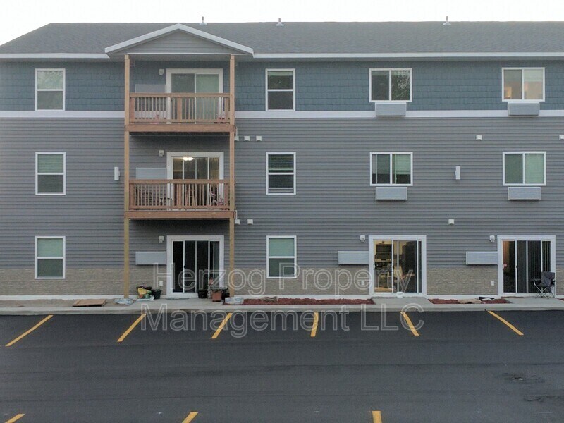 Foto del edificio - 401 N Tower Rd
