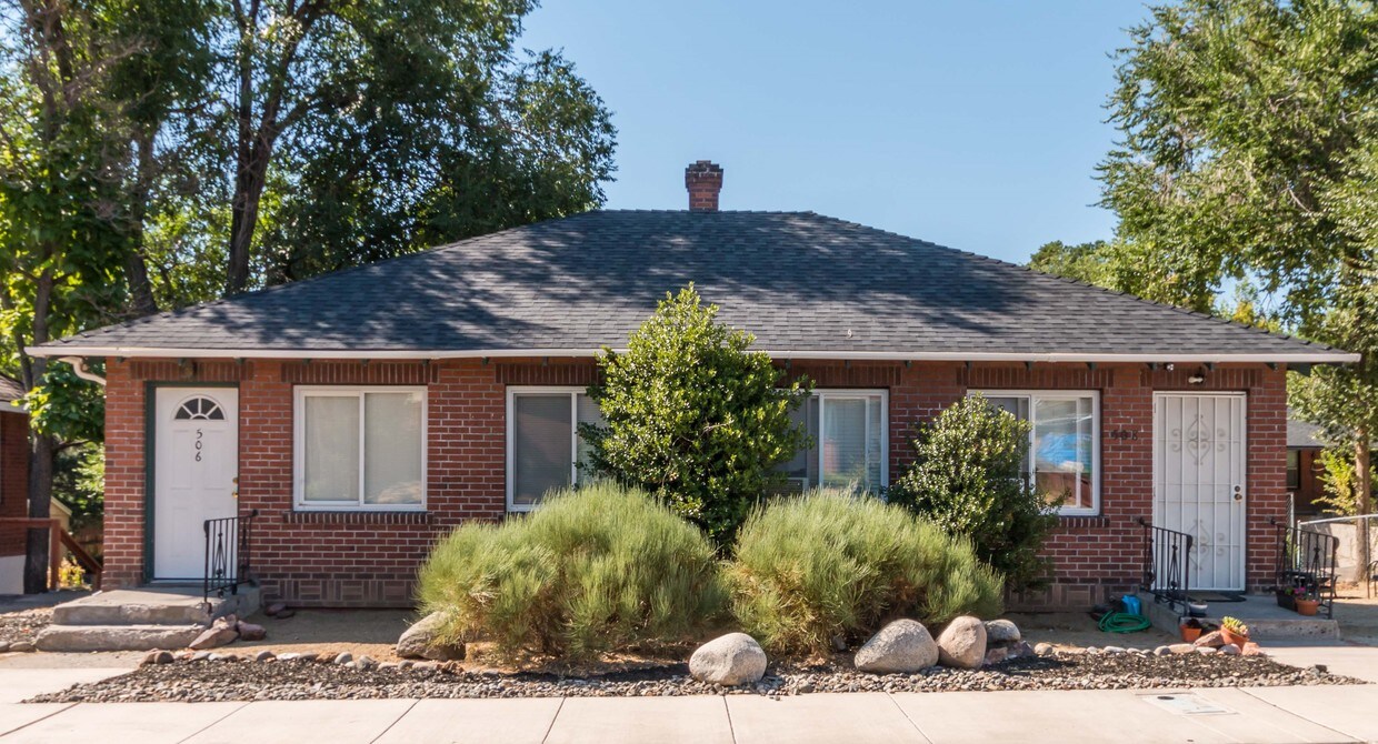 Front - 506-508 Hillcrest Dr
