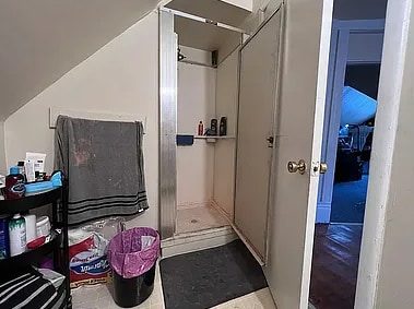 Foto del edificio - 381 Forest Ave