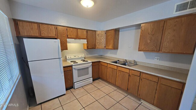 Foto del edificio - 1133 W Dragoon Cir