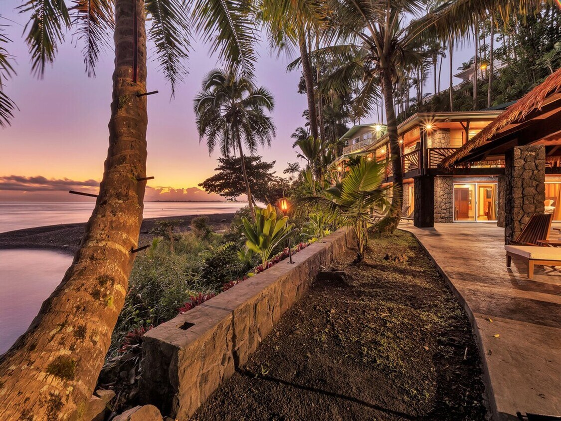 Foto principal - Oceanfront Estate: The Honolii Hale