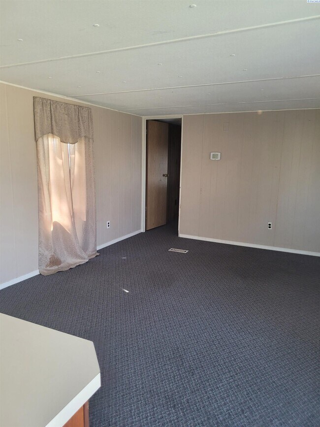 Foto del edificio - 153301 W Atwood Rd
