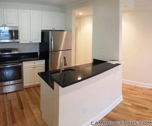 Building Photo - 3 Chauncy St