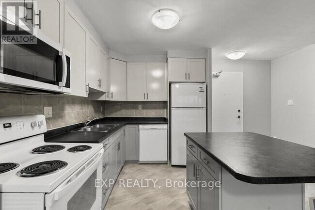 Photo du bâtiment - 473 Linwell Rd