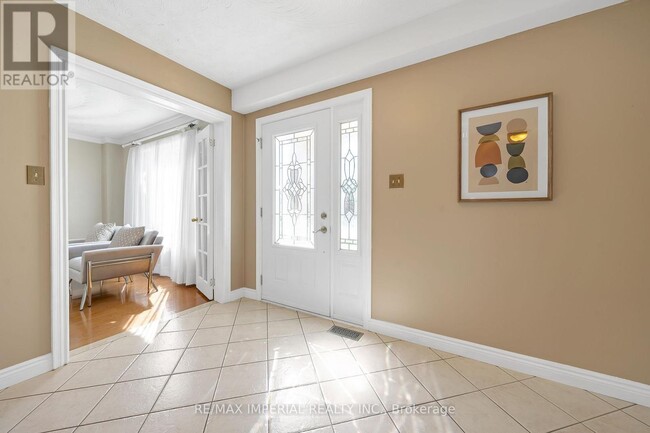 Photo du bâtiment - 955 Snowbird St