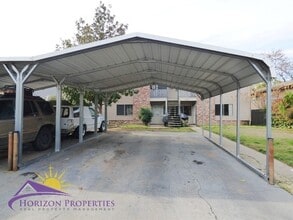 Building Photo - 7449 Tiara Way