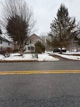 Building Photo - 92 Fairview Ave